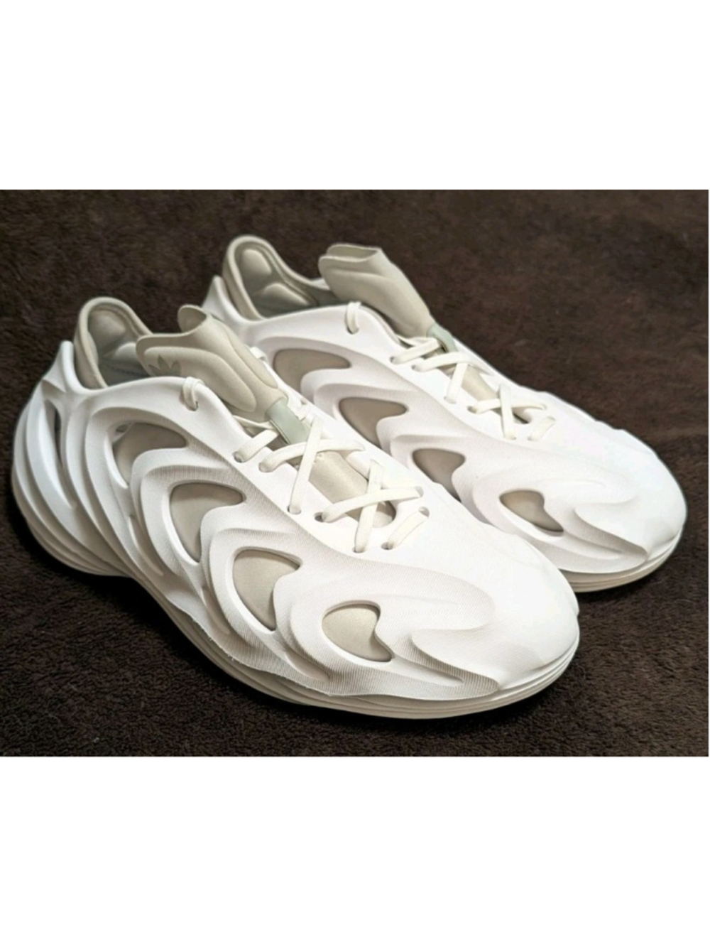 Adidas AdiFoam Q White Aluminum Gray Mens US Size 10.5 F101
